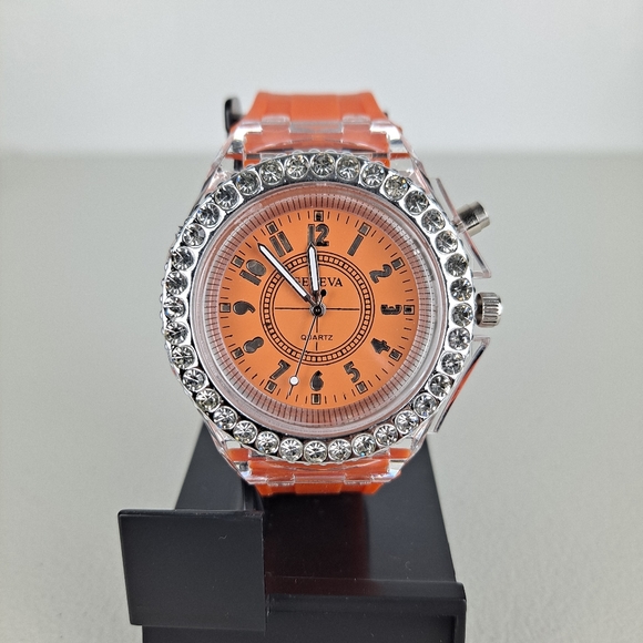 GENEVA Luminous Watch casual/fashion - Picture 3 of 10